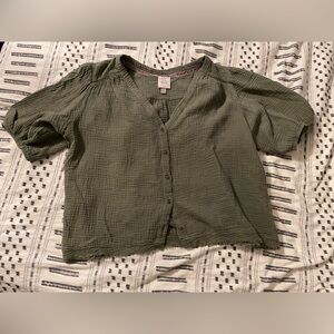 Linen shirt